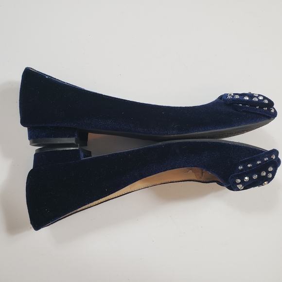 Vince Camuto Navy Velvet Ballerina flats embellished bow front - Picture 3 of 5